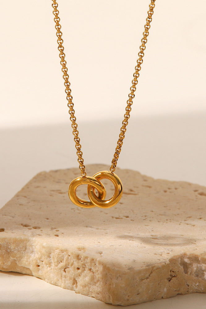 Elegant Gold Link Chain Necklace