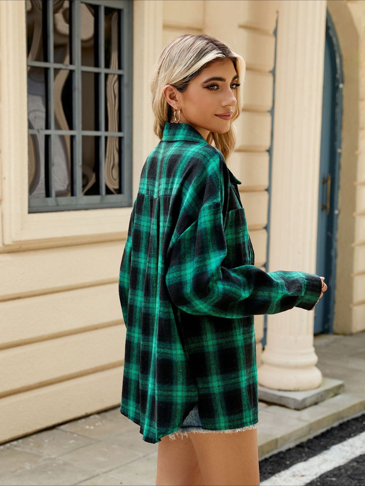 Long Sleeve Pocketed Oversized Plaid Shirt