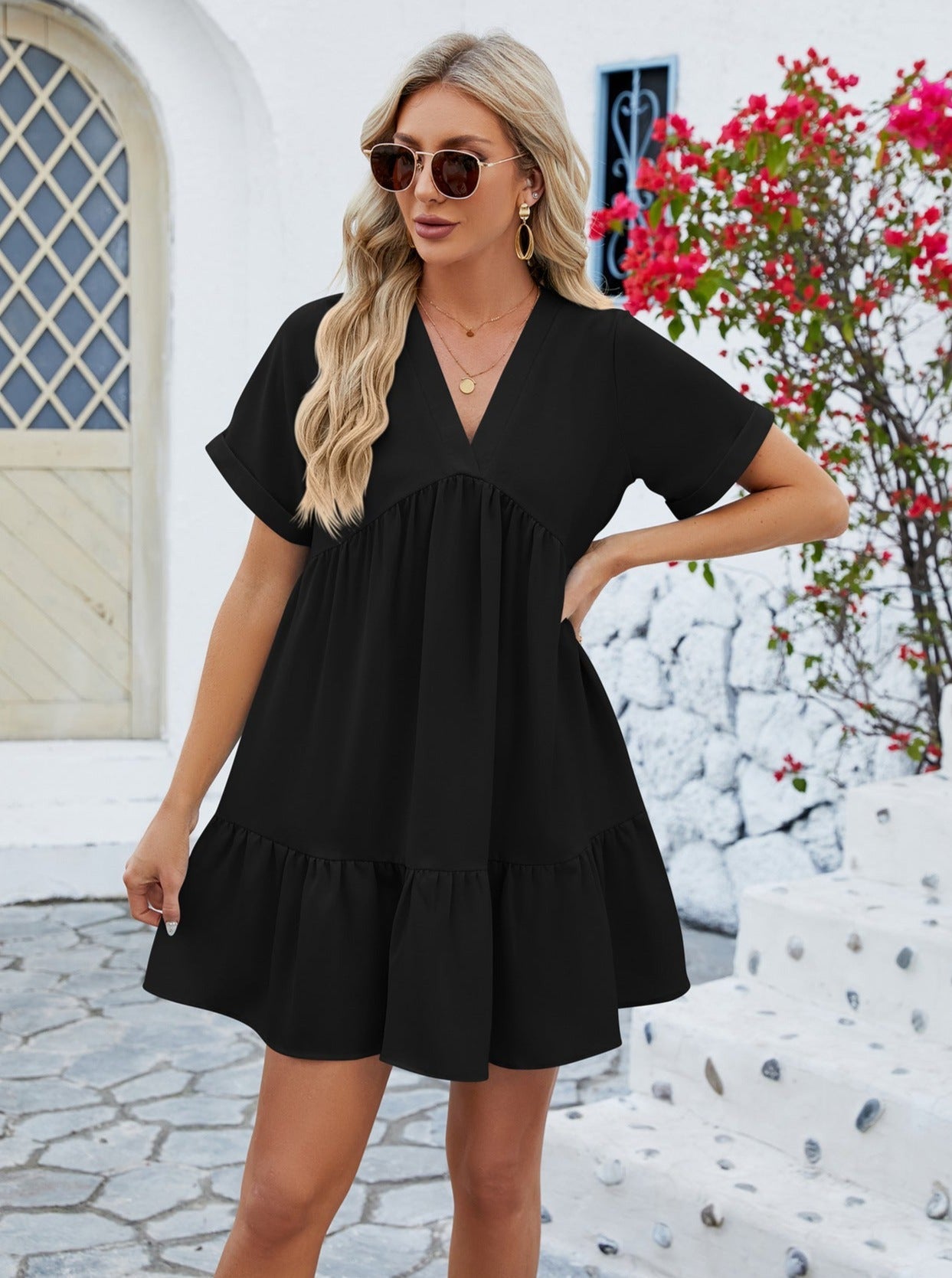 Black V-Neck Loose Pleated Dress